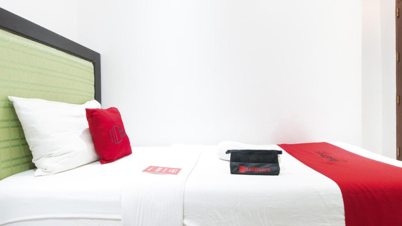 Reddoorz @ Real Fatima Tacloban Hotel Anibong Ngoại thất bức ảnh